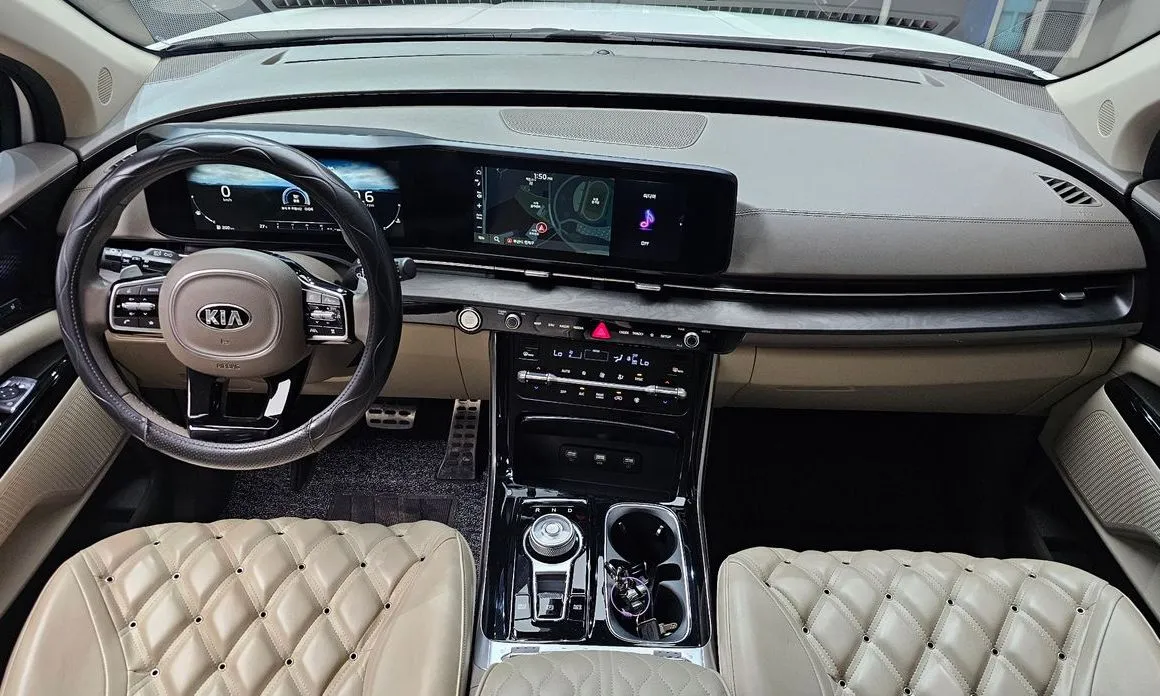 Kia Carnival — фото 10