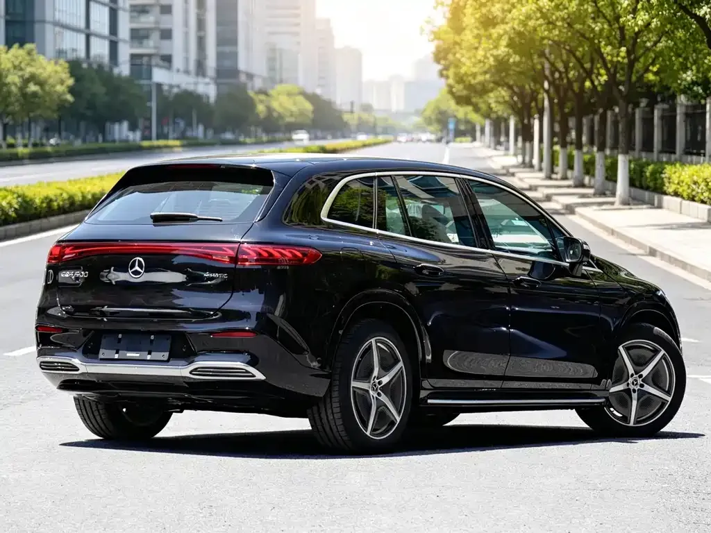 Mercedes-Benz EQS SUV — фото 10