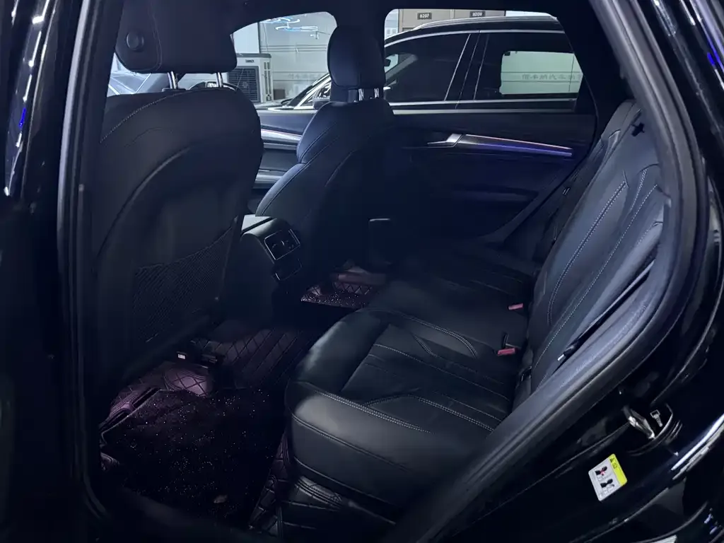 Audi Q5L — фото 3