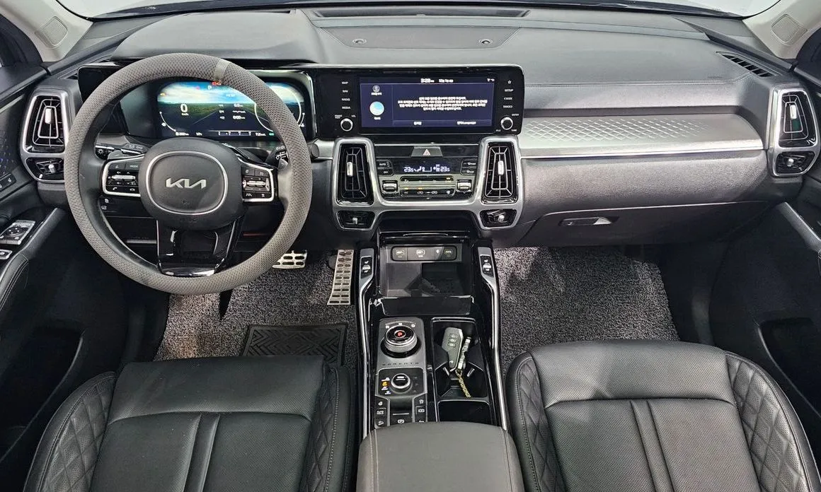 Kia Sorento — фото 9