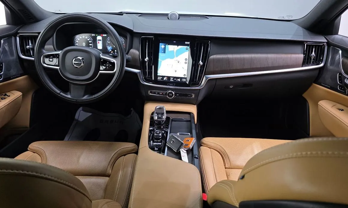 Volvo S90 — фото 10