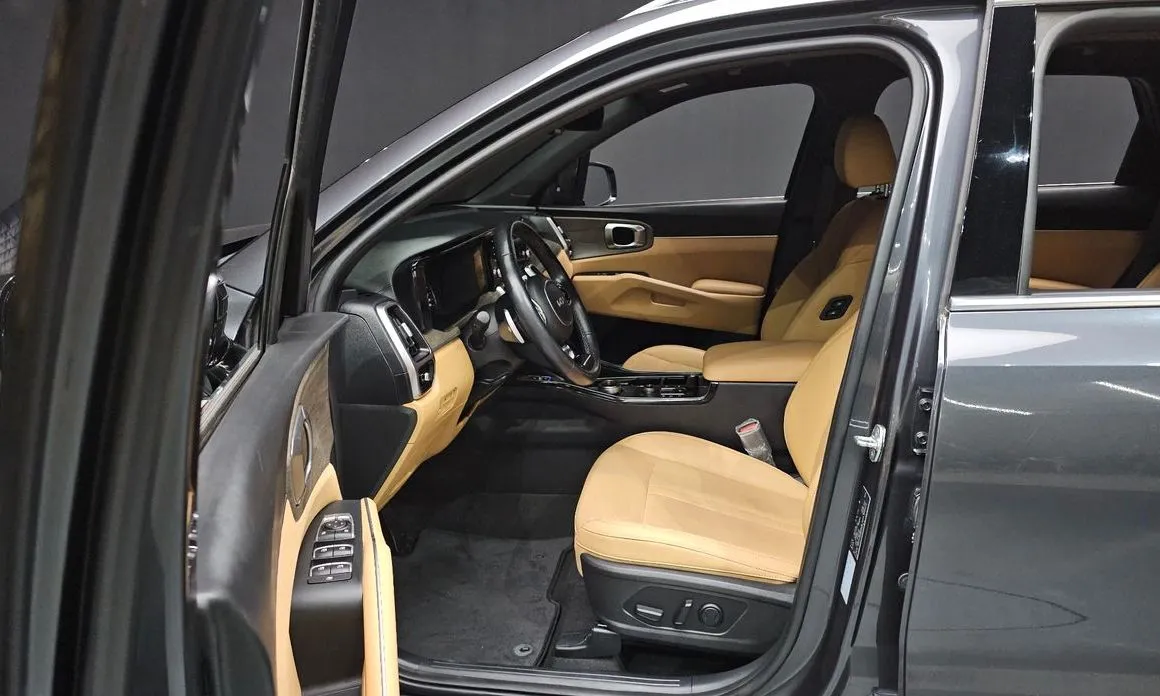 Kia Sorento — фото 9