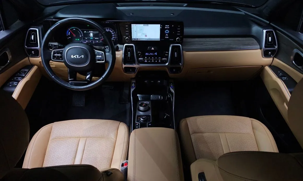 Kia Sorento — фото 5