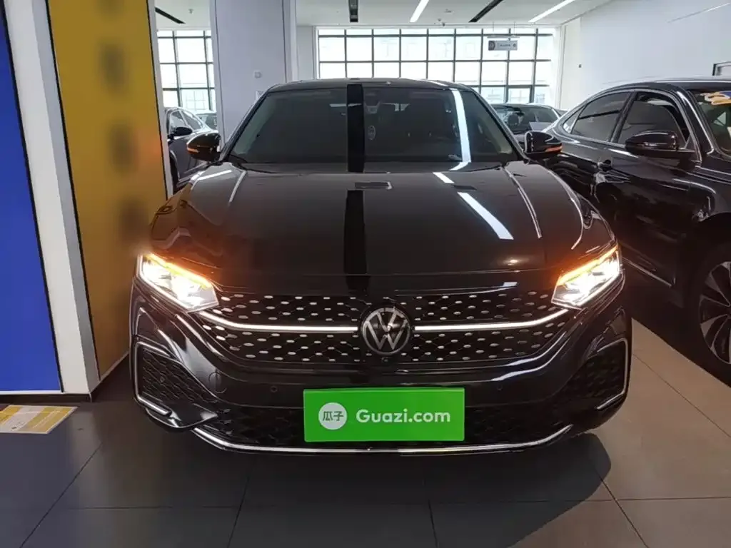 Volkswagen Passat — фото 9