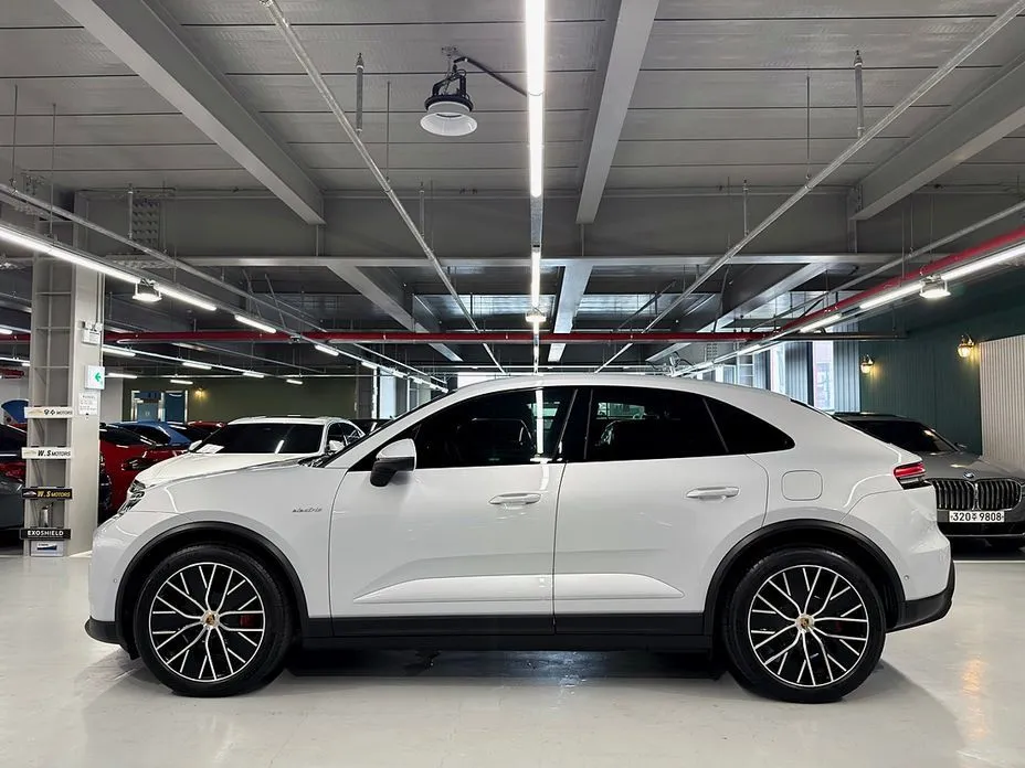 Porsche Macan — фото 9