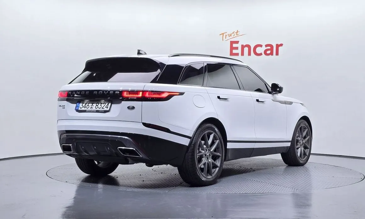 Land Rover Range Rover Velar — фото 4