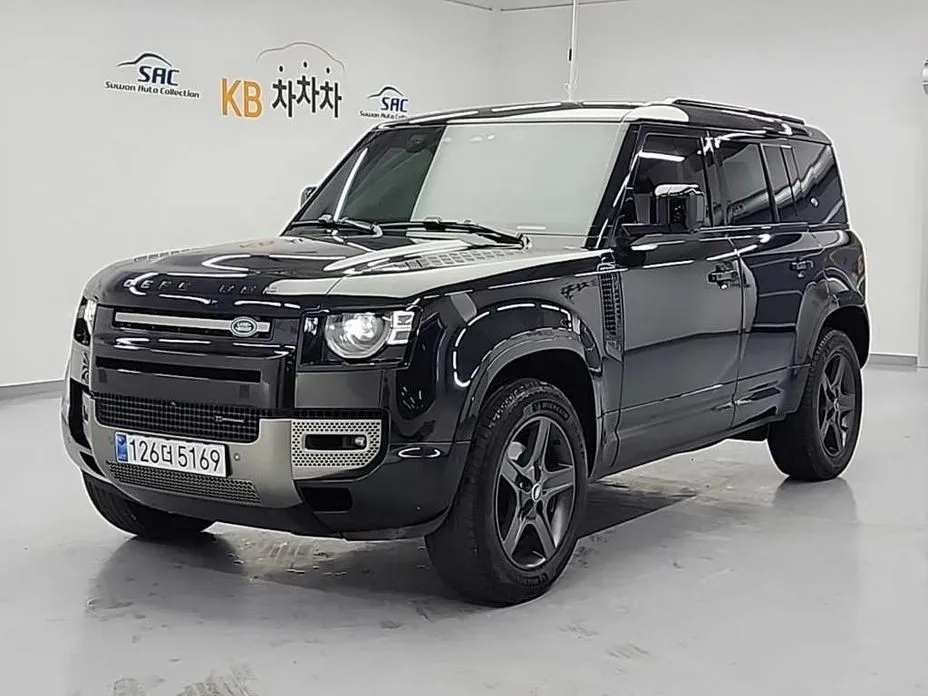 Land Rover Defender — фото 1