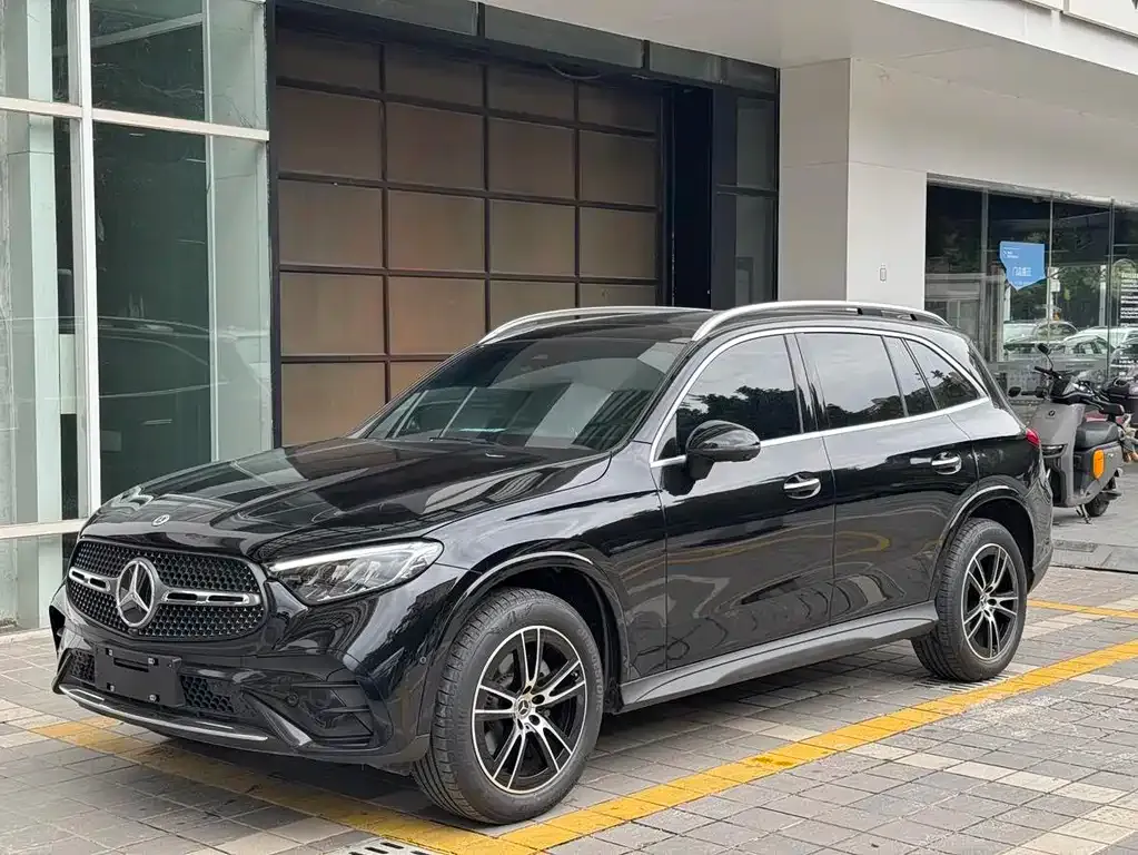 Mercedes-Benz GLC — фото 1