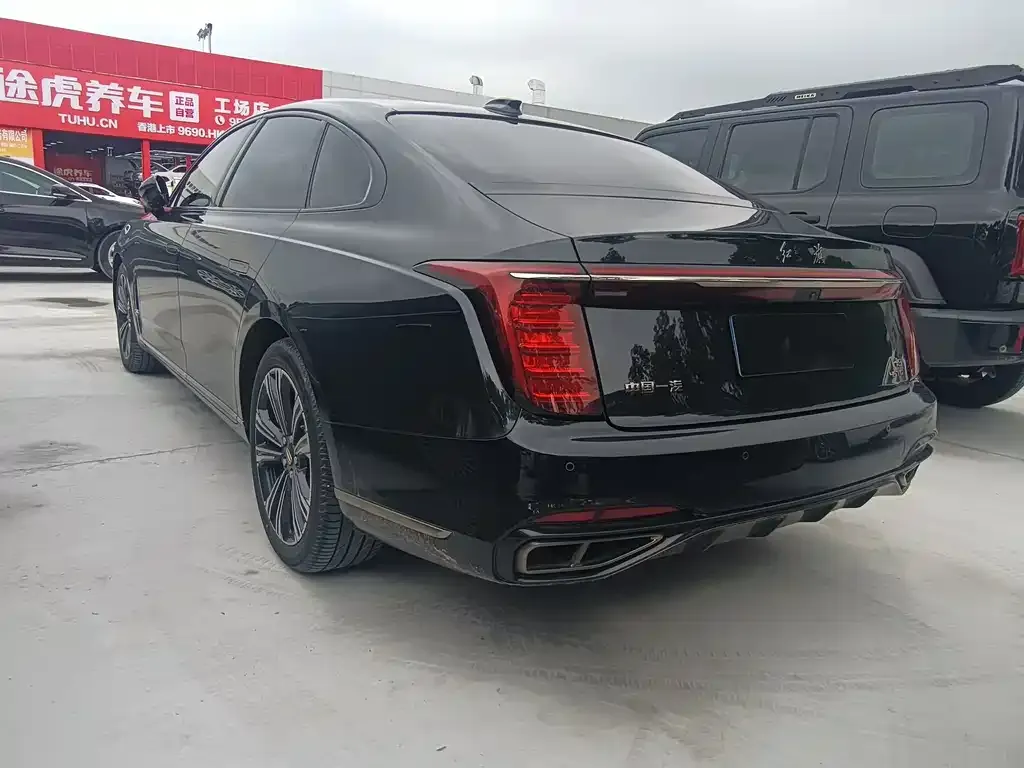 Hongqi H9 — фото 4