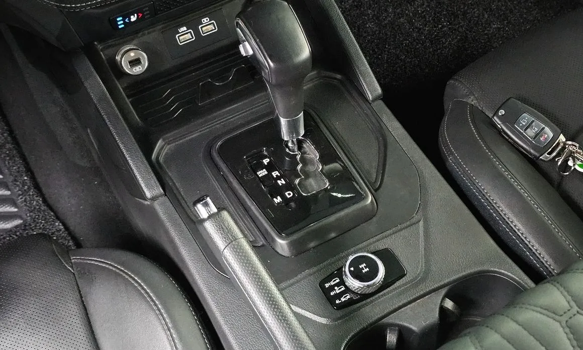 KG Mobility (Ssangyong) Rexton — фото 8