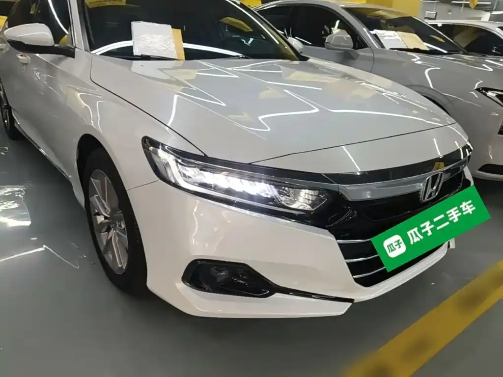 Honda Accord — фото 4