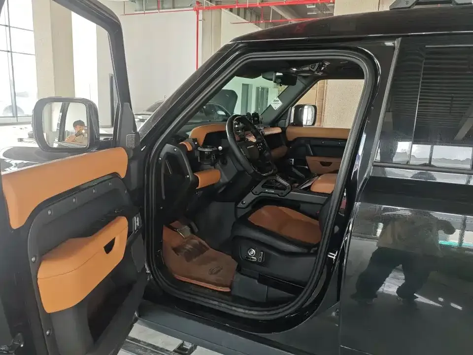 Land Rover Defender — фото 3