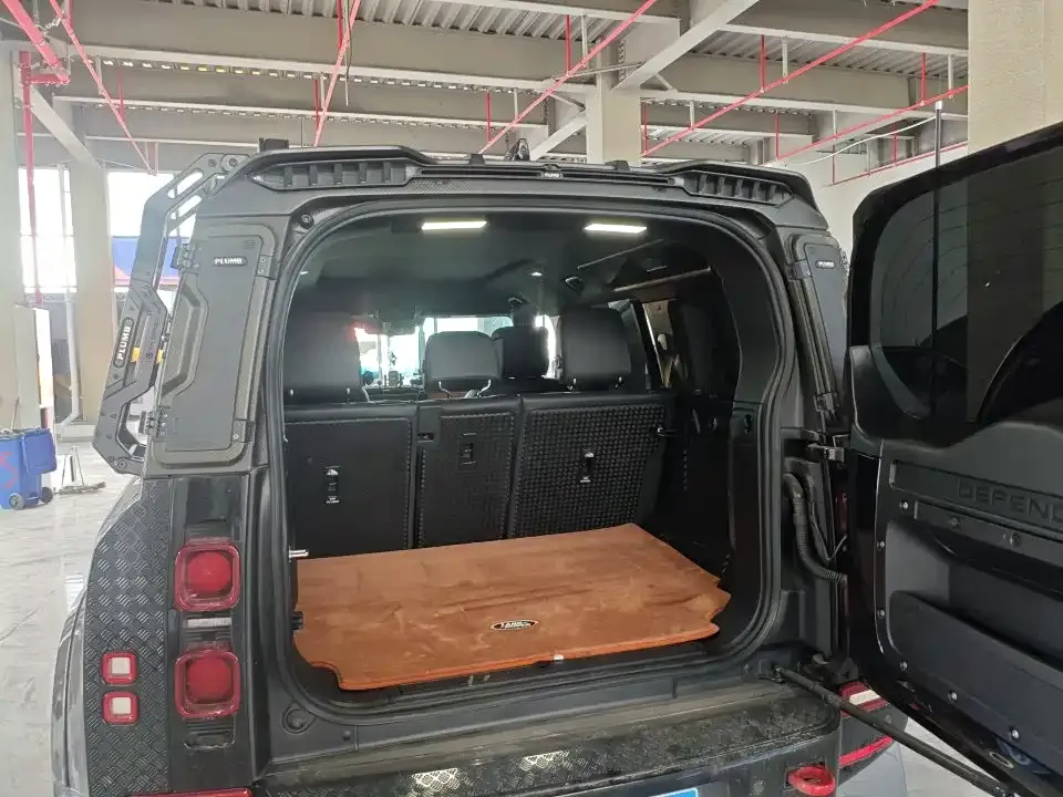 Land Rover Defender — фото 4