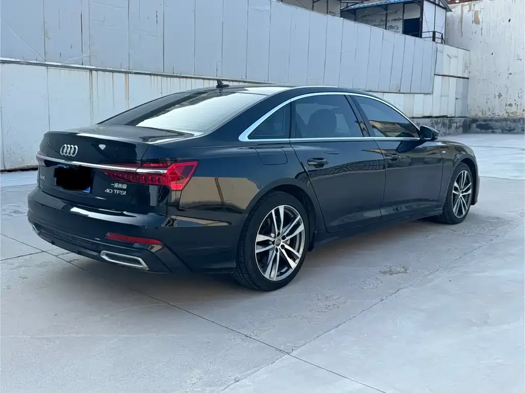 Audi A6L — фото 5