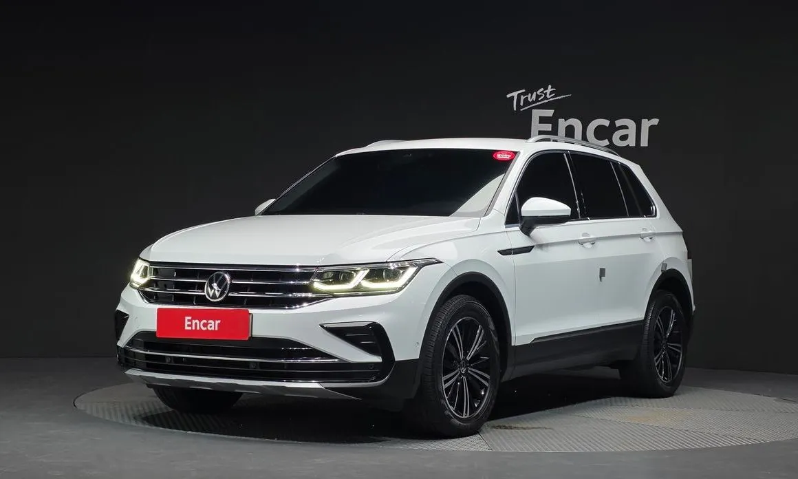 Volkswagen Tiguan — фото 1