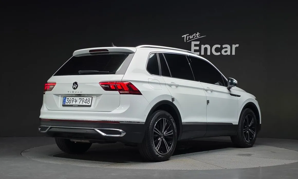 Volkswagen Tiguan — фото 2