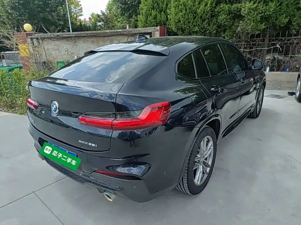 BMW X4 — фото 5