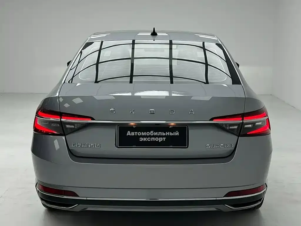 Skoda Superb — фото 6
