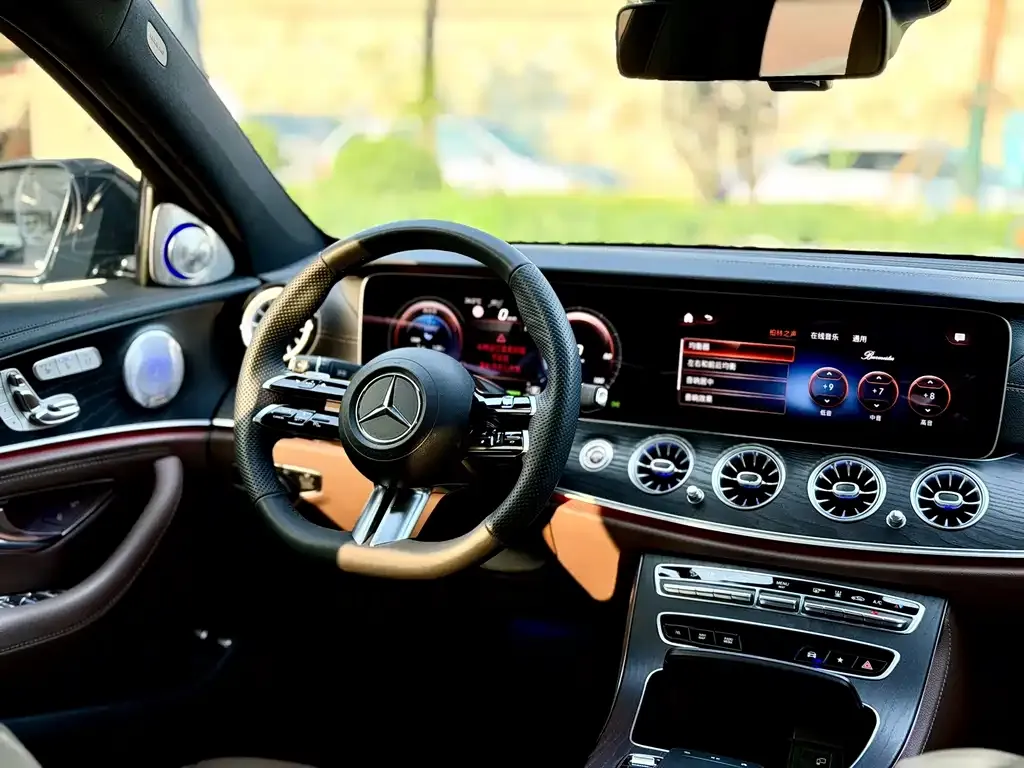 Mercedes-Benz E-Class New Energy — фото 2