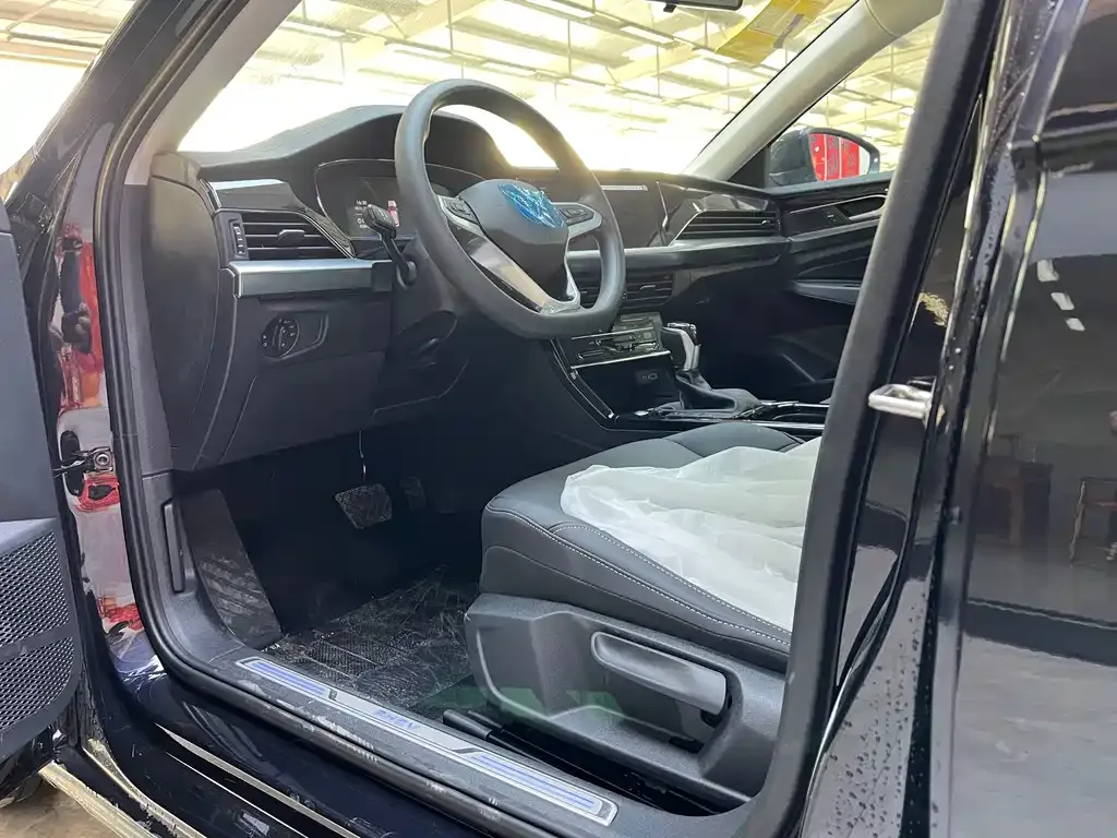 Volkswagen 帕萨特插电混动 — фото 9