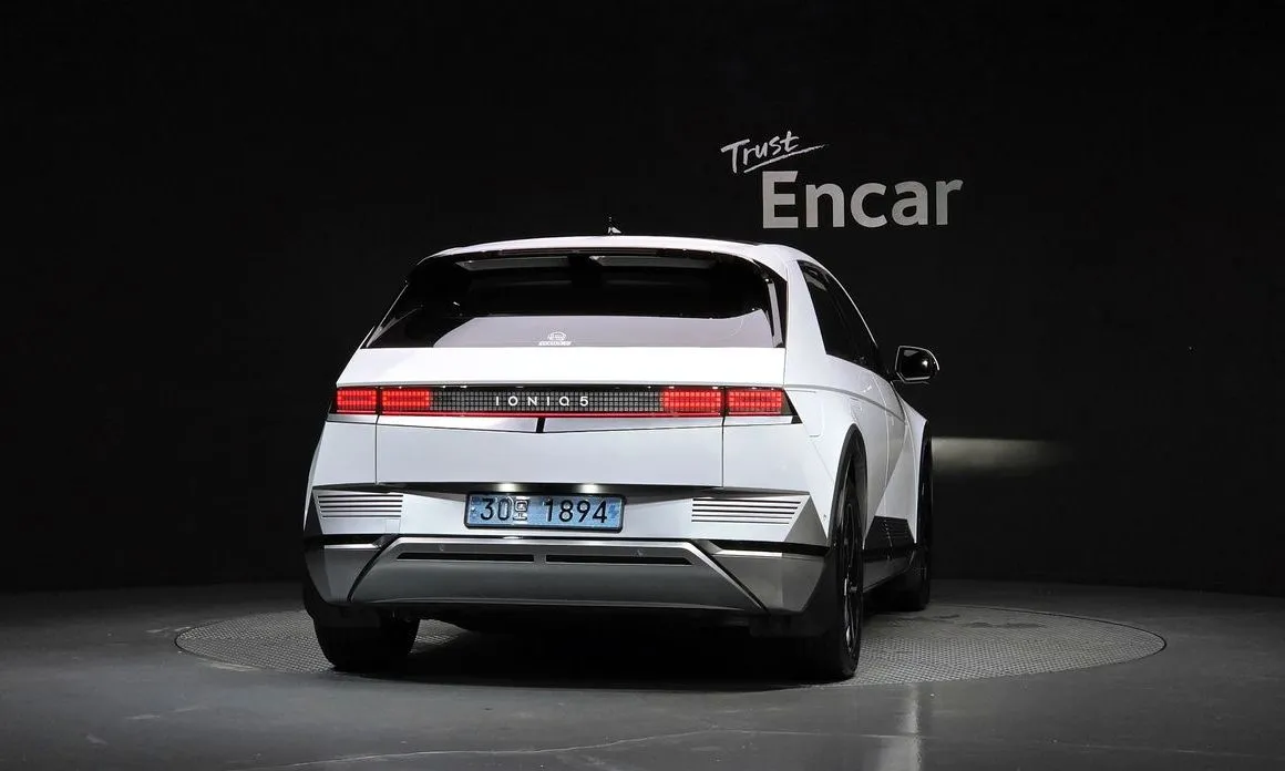 Hyundai Ioniq5 — фото 2