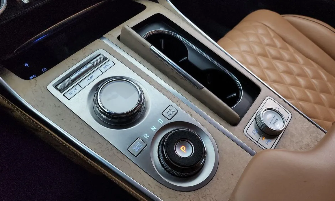 Genesis GV80 — фото 3