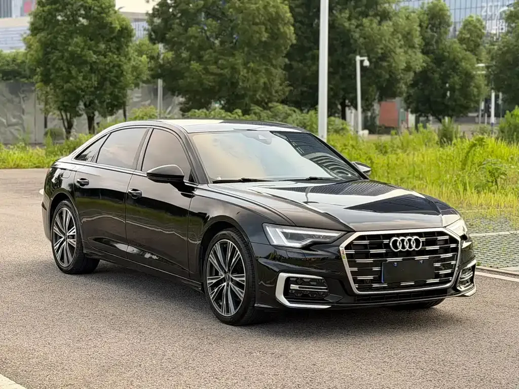 Audi A6L — фото 7