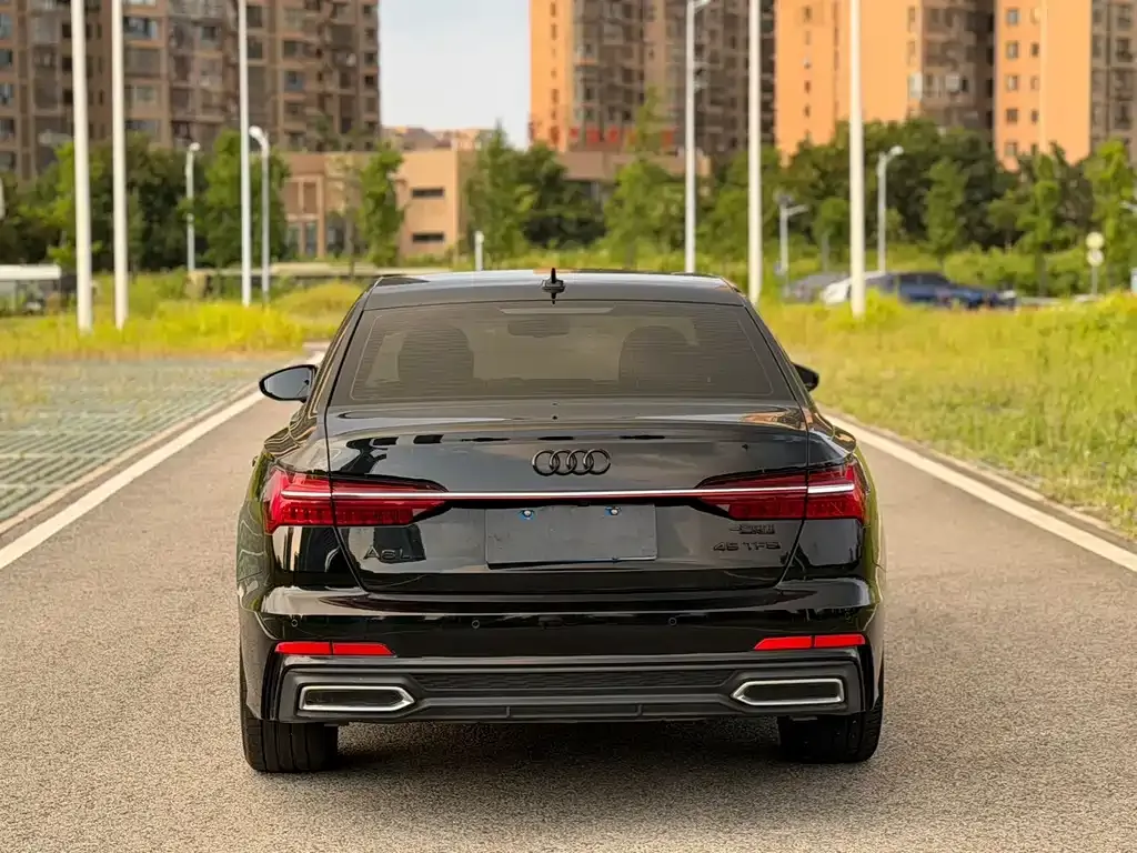 Audi A6L — фото 6