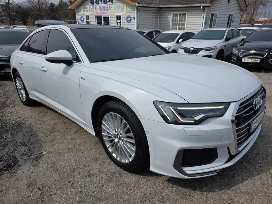 Audi A6 — фото 10