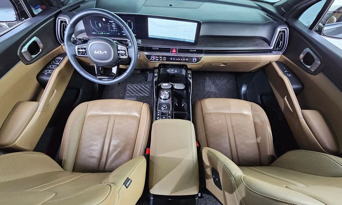 Kia Sorento — фото 7