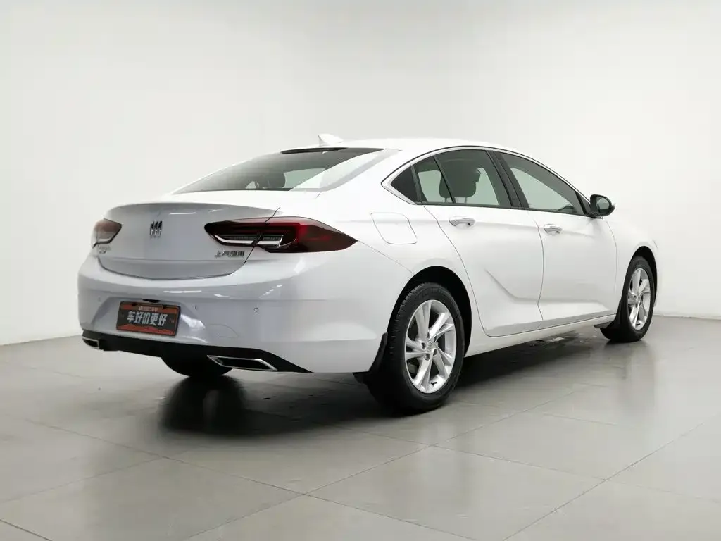 Buick Regal — фото 8