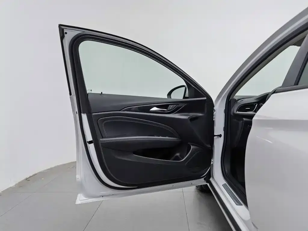 Buick Regal — фото 2