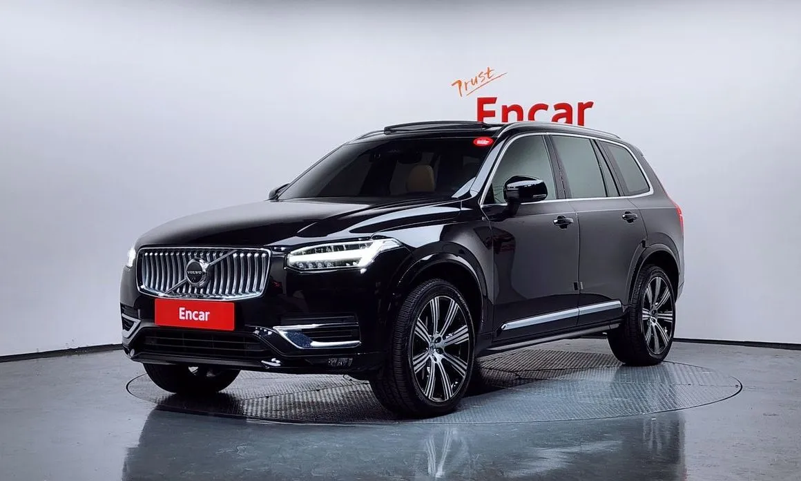 Volvo XC90 — фото 1