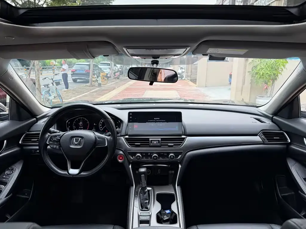 Honda Accord — фото 2