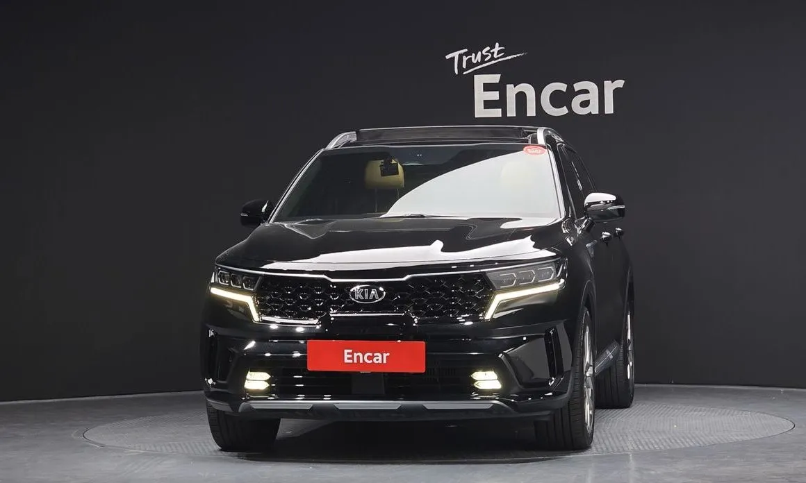 Kia Sorento — фото 7