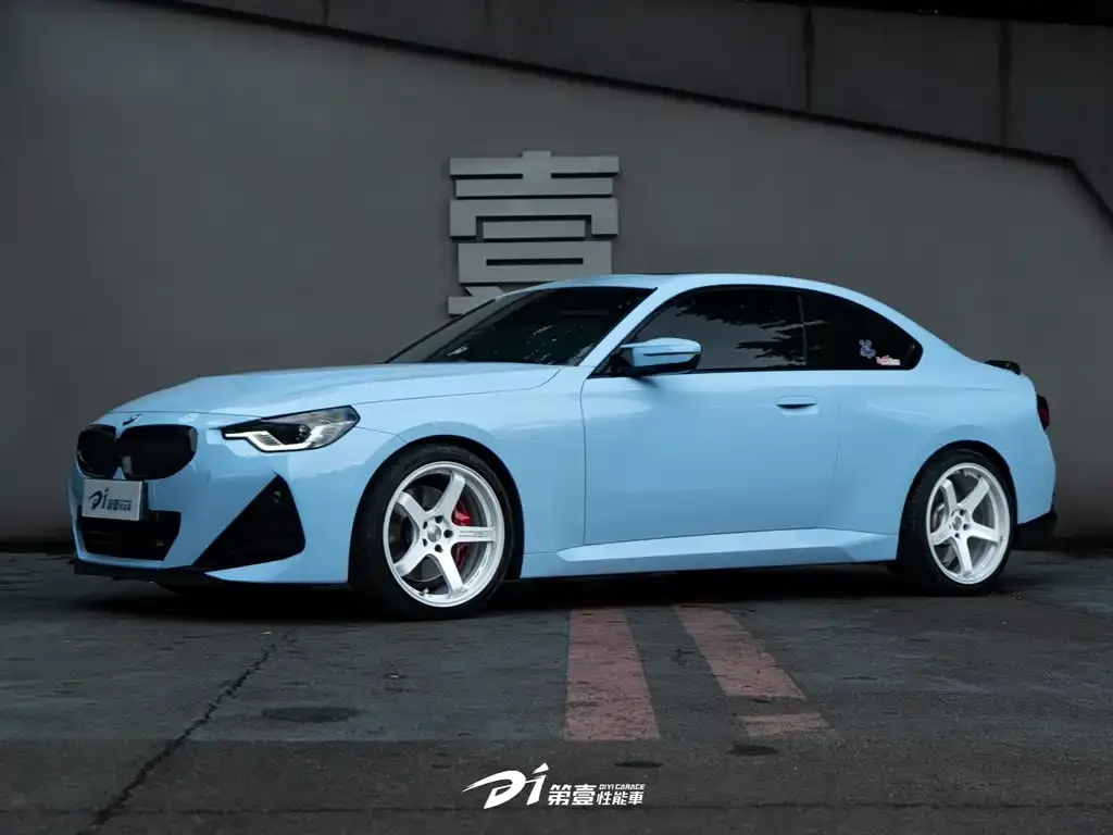 BMW M240i — фото 1