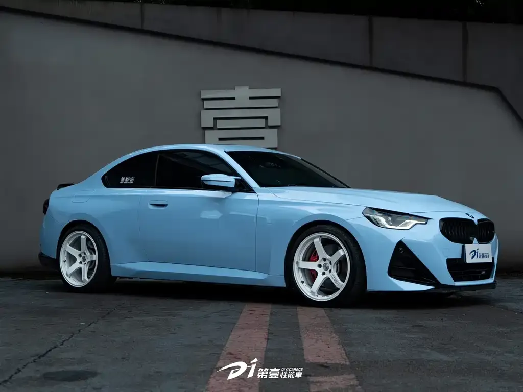 BMW M240i — фото 8
