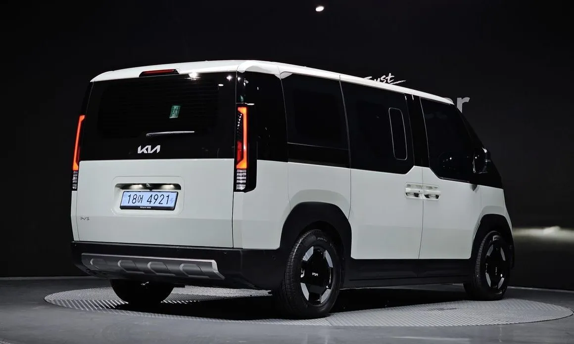 Kia PV5 — фото 3