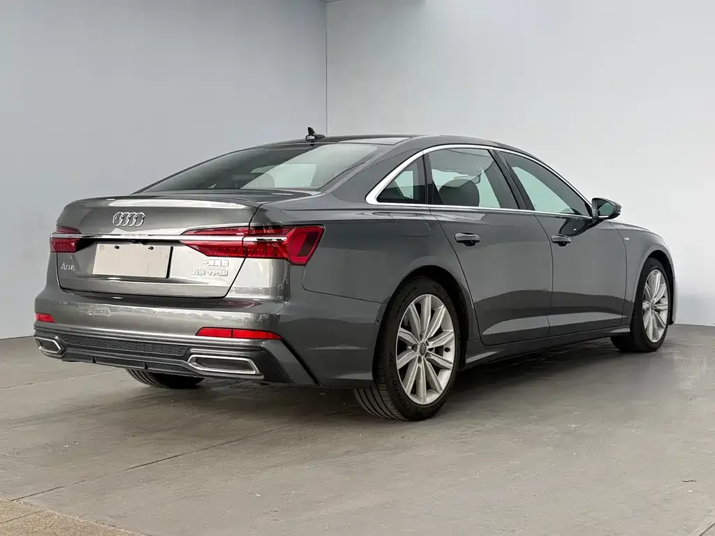 Audi A6L — фото 7