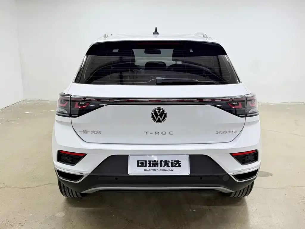 Volkswagen T-Roc — фото 3