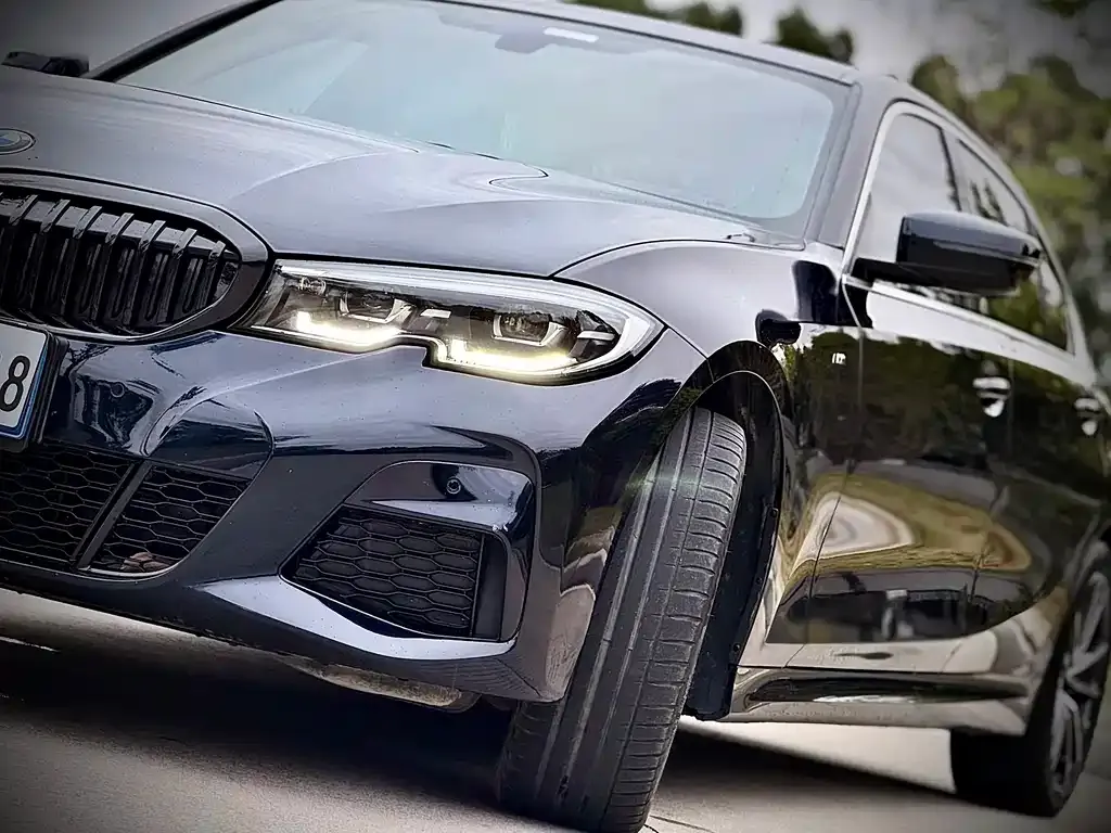 BMW 3 Series — фото 8