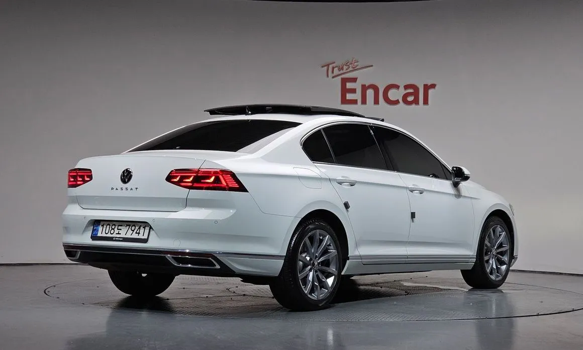 Volkswagen Passat — фото 2