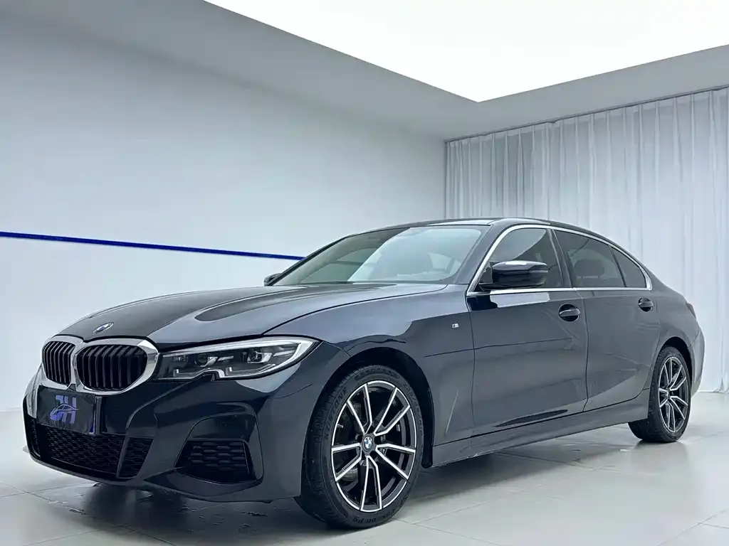 BMW 3 Series — фото 1