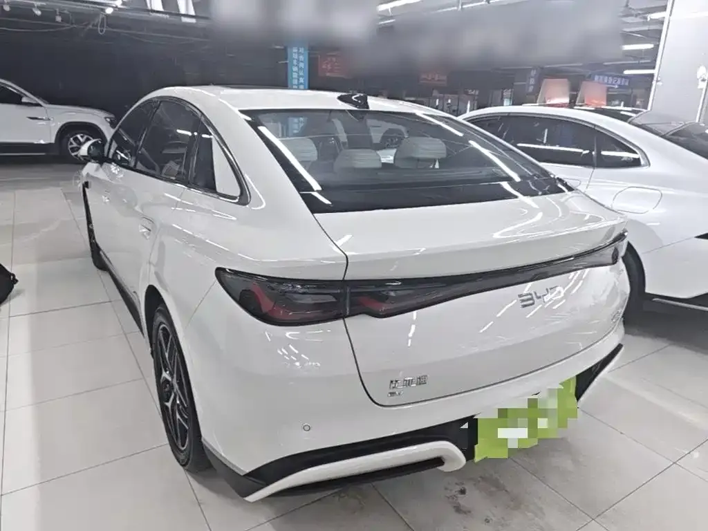 BYD Seal 06 — фото 10