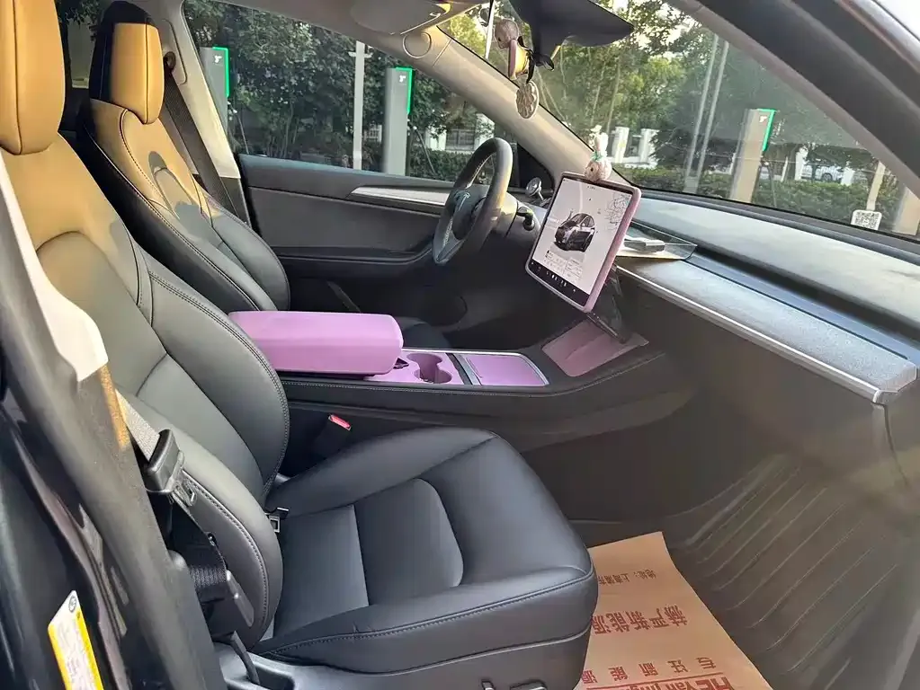 Tesla Model Y — фото 2