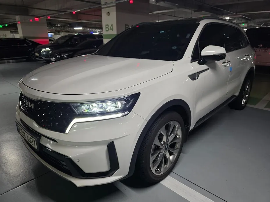 Kia Sorento — фото 1
