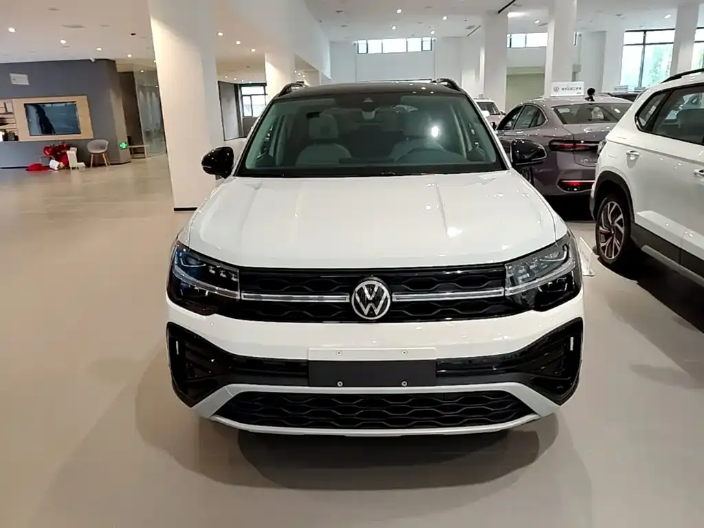 Volkswagen Tharu — фото 3