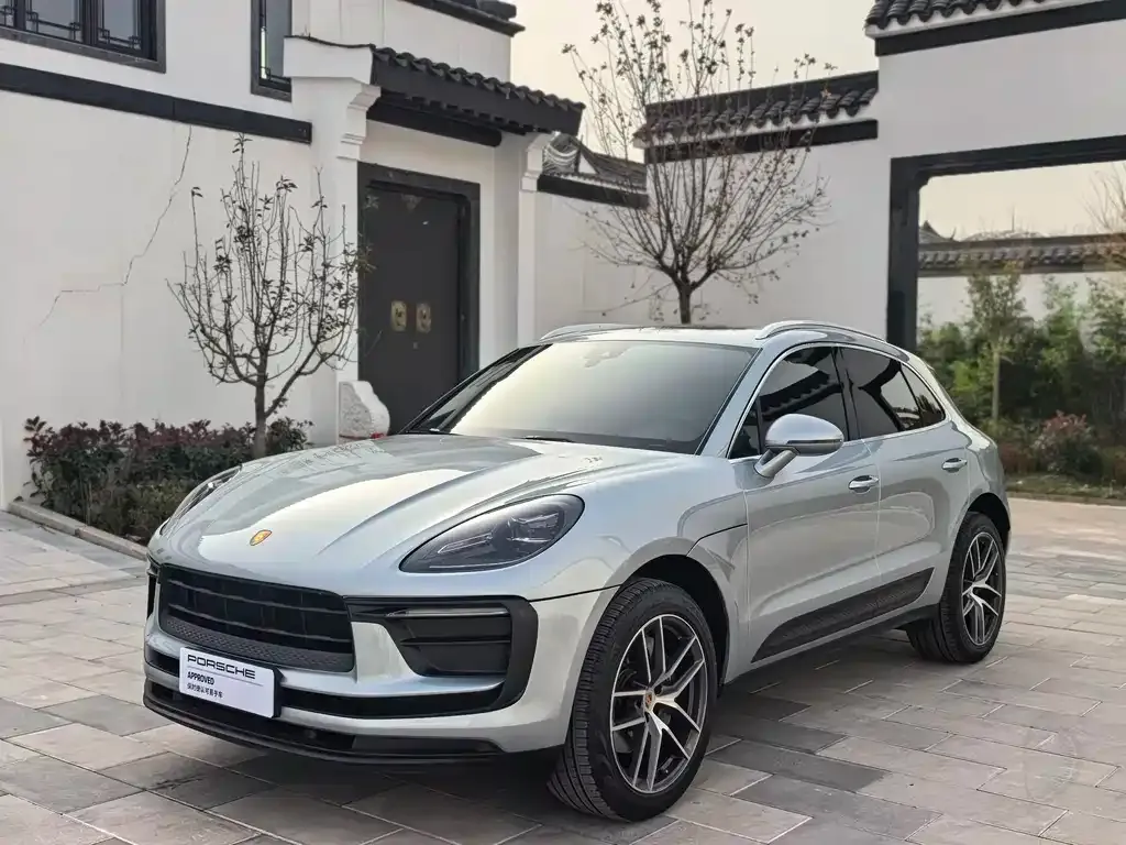 Porsche Macan — фото 1