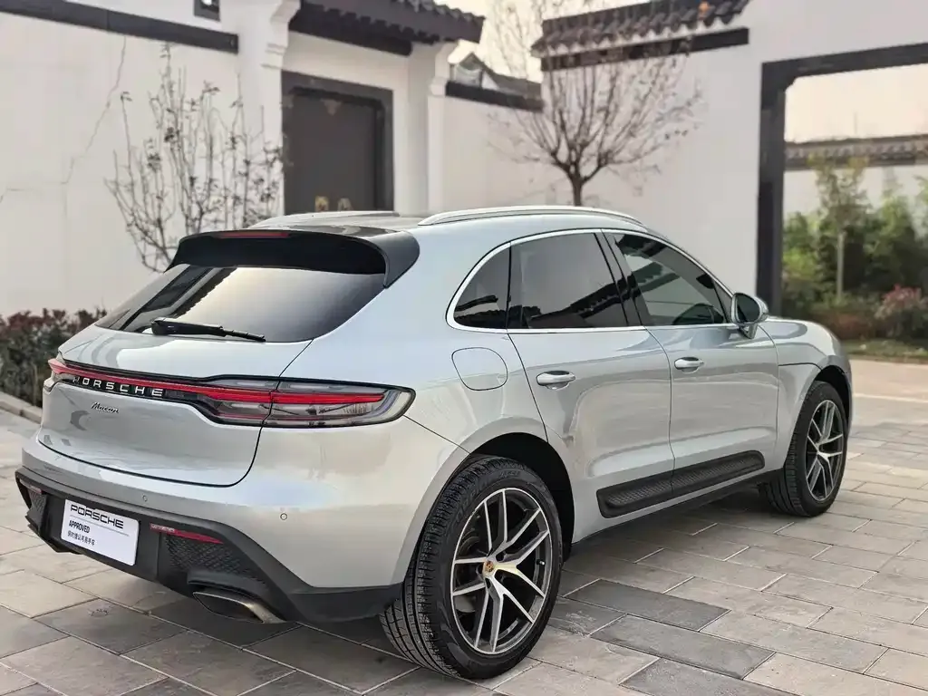Porsche Macan — фото 9