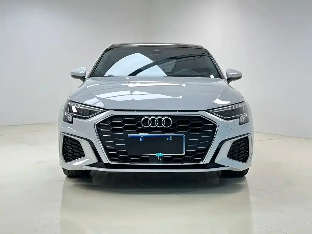 Audi A3 — фото 2